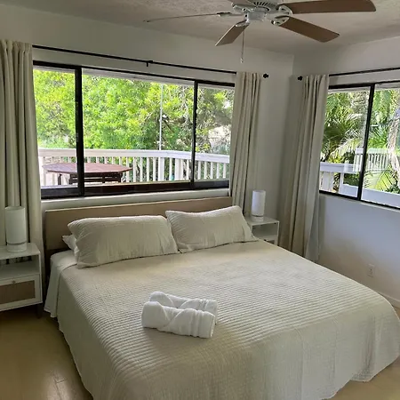 Best Location, And Recently Renovated Haleiwa Exterior photo